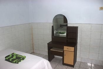 Serangan Inn 1 Падангбай Екстер'єр фото